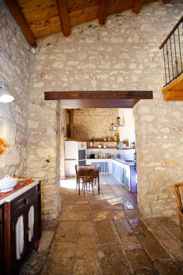 Homidoo Country Apartment Санта Кроче Камерина Екстериор снимка
